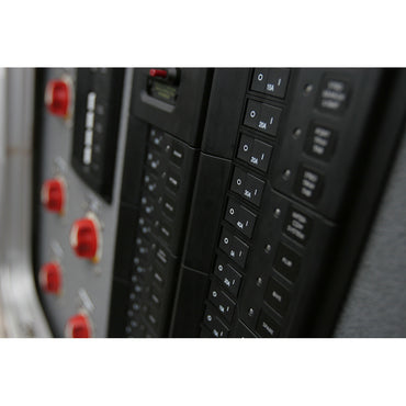 Blue Sea 7404 Single Pole Small Case 2 Flat Rocker Circuit Breaker    20 Amp 7404